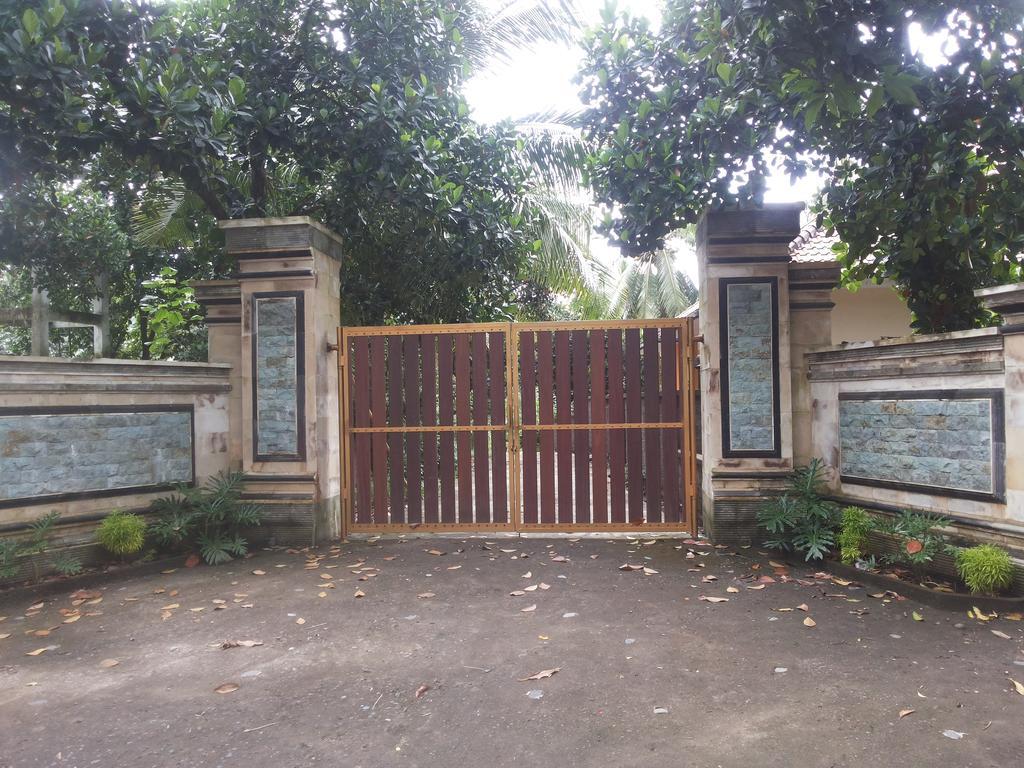 Gede'S Homestay Tejakula Ngoại thất bức ảnh